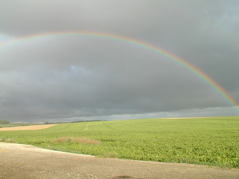 Arc en ciel, météo, paysage, campagne - Crédit photo  @GuyotVincent02