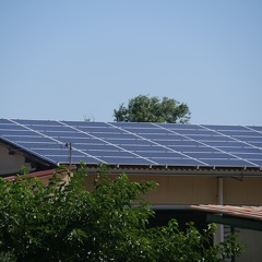 Photovoltaïque sur hangar agricole, solaire, énergie renouvelable 2 - Crédit photo  @Kinou8409