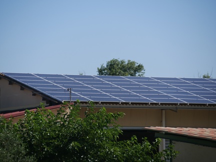 Photovoltaïque sur hangar agricole, solaire, énergie renouvelable 2 - Crédit photo  @Kinou8409