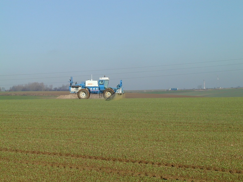 Pulvérisation pulvérisateur herbicides blé orge d_hiver - Crédit photo _ @GuyotVincent02.JPG