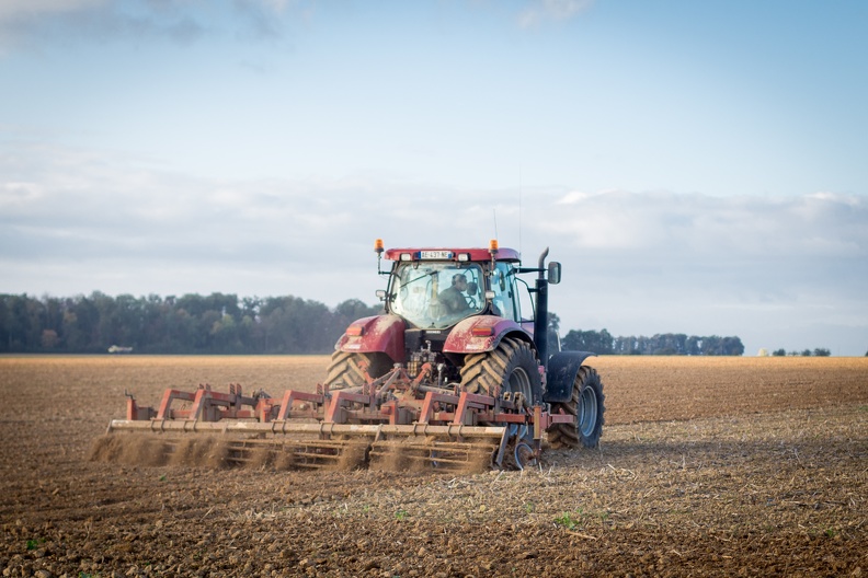 Travail du sol déchaumeur préparation semis, Normandie, Eure - Crédit photo _ Nadège PETIT @agri_zoom.jpg