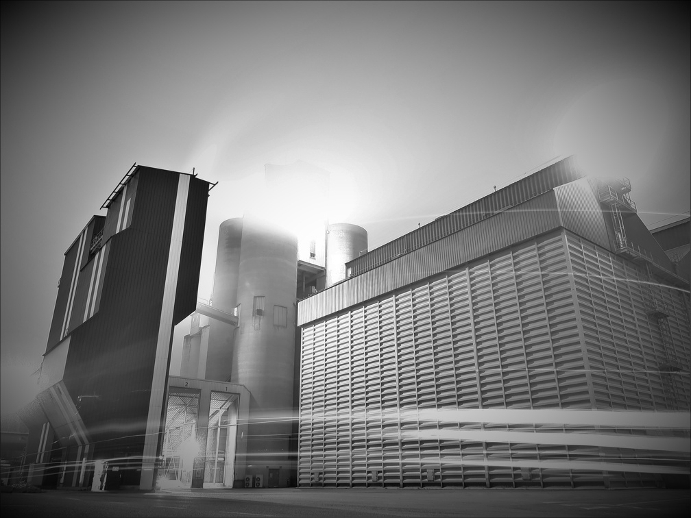 Séchoirs silo de nuit, stockage, Rhin, céréales, oléagineux, exportation, logistique - Crédit photo   @Barjotnicolas